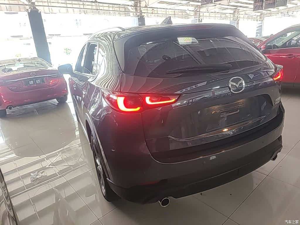 Mazda CX-5, 2022 все фото