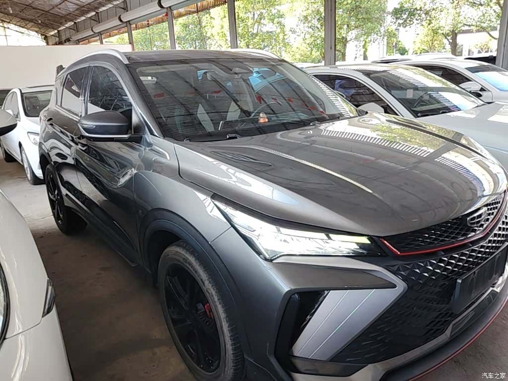 Geely Coolray, 2022 4