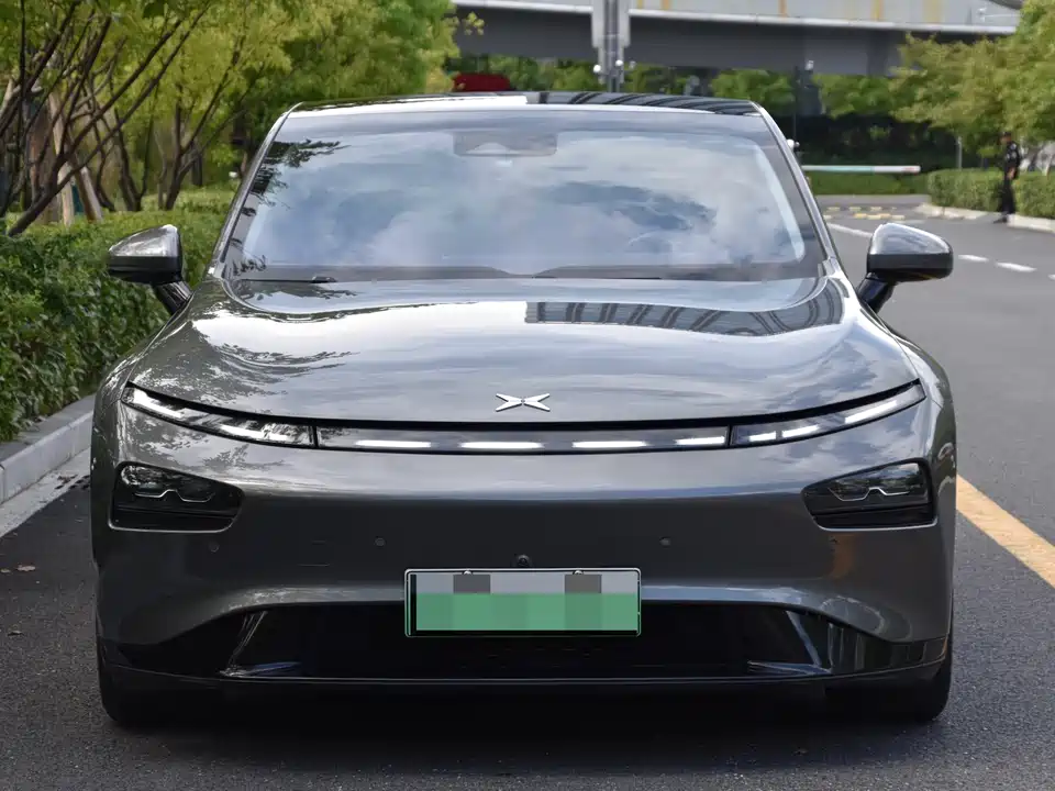 XPENG P7