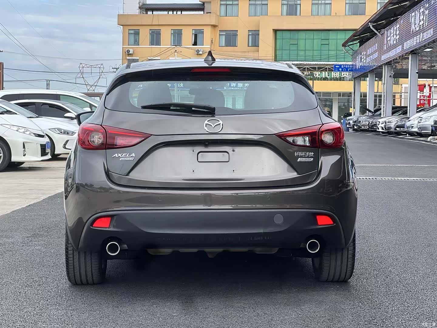 Mazda Mazda3, 2015 14