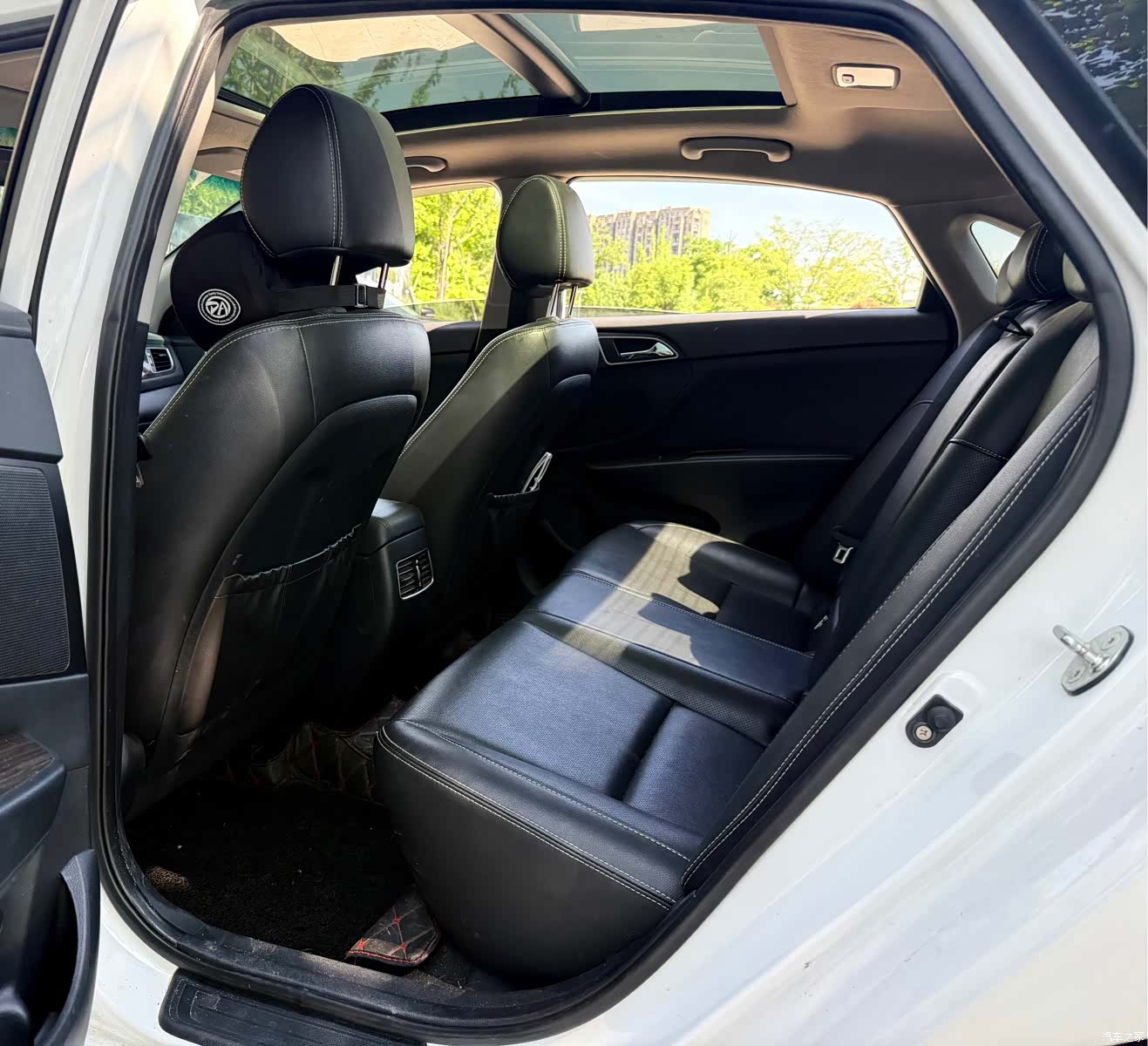 Hyundai GLS, 2016 13