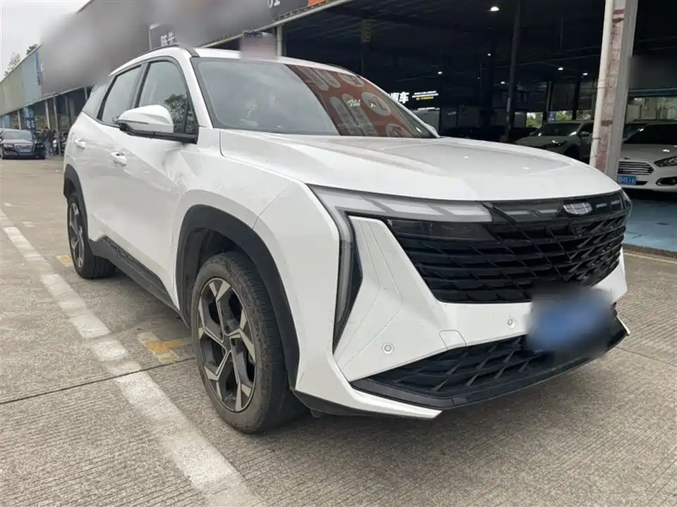 Geely Atlas L