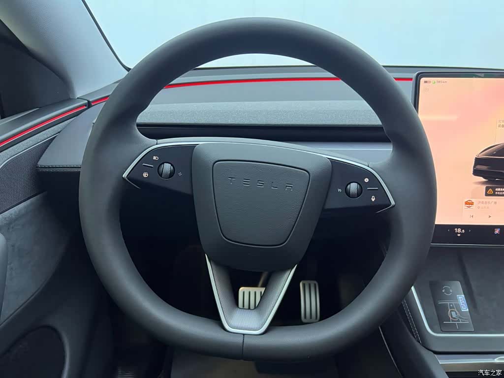 Tesla Model Y, 2025 21