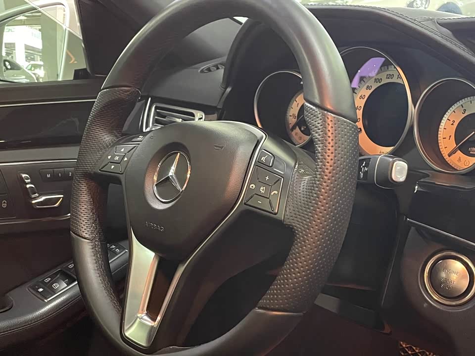 Mercedes-Benz E-class Mercedes-Benz E-class