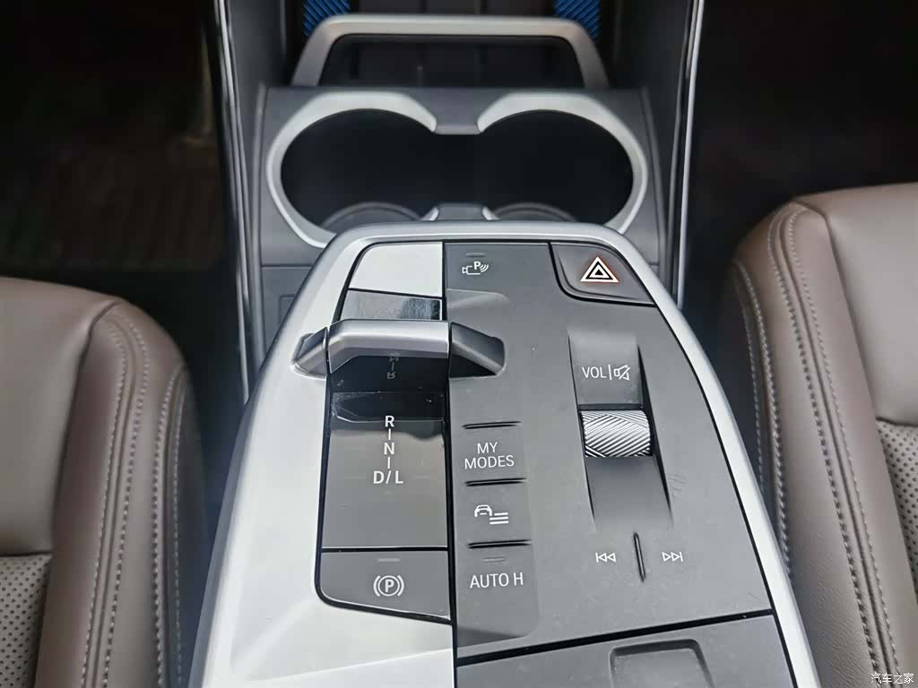 BMW X1, 2024 13