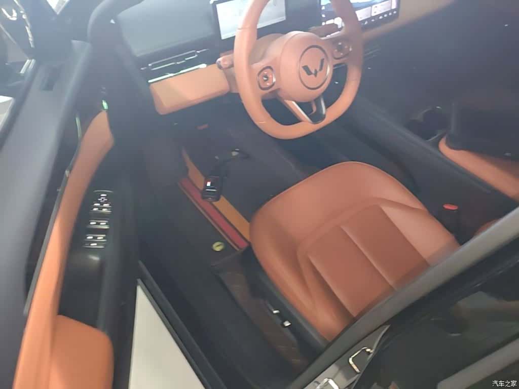 Wuling Starlight, 2025 16