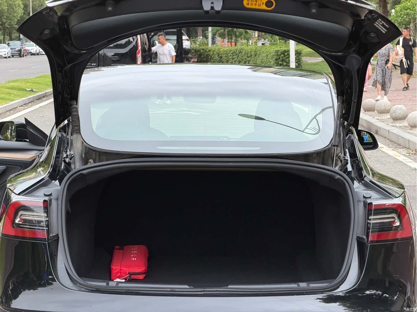 Tesla Model 3, 2023 8