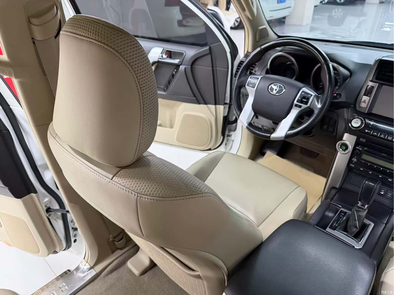 Toyota Prado, 2013 11