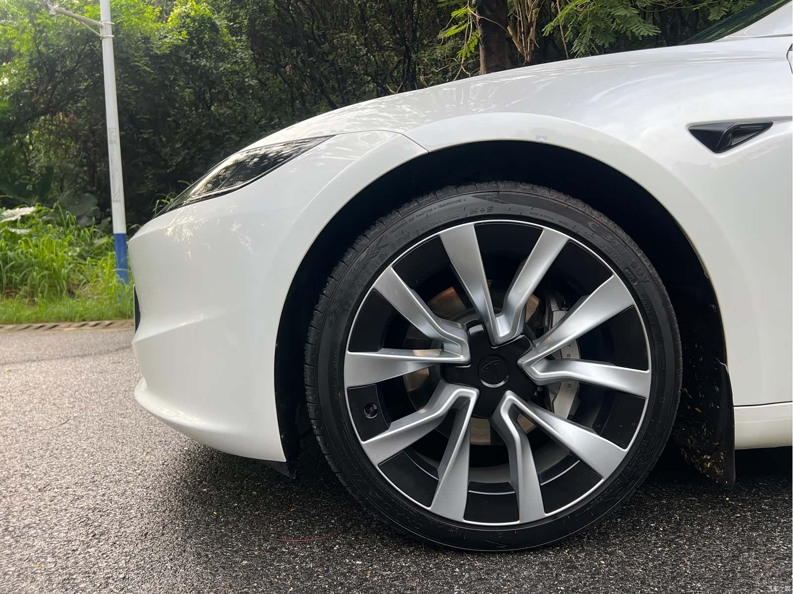 Tesla Model 3, 2024 18