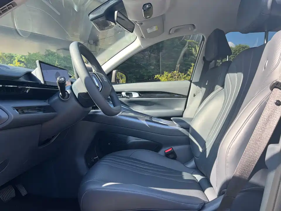 Geely Galaxy Galaxy E5