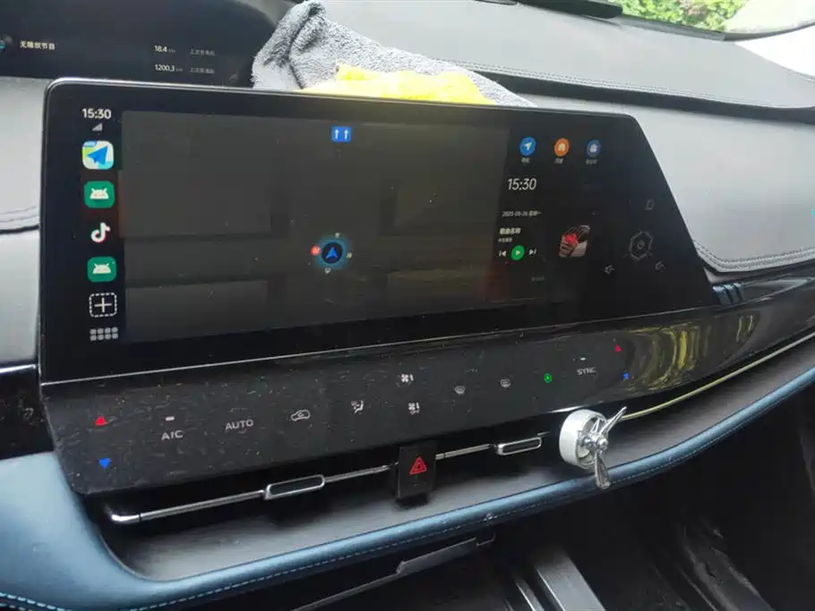 Changan UNI-K Smart iDD