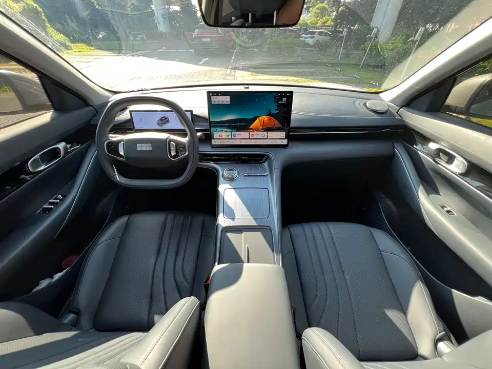 Geely Galaxy Galaxy E5