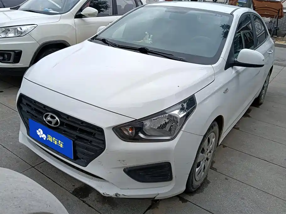 Hyundai Rena