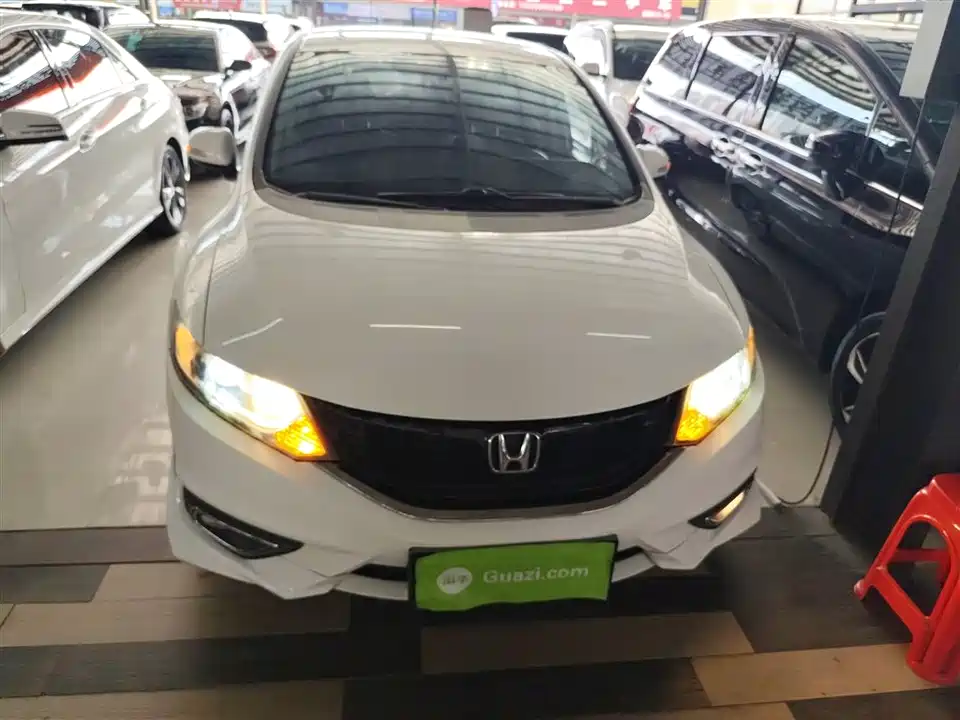 Honda Jade