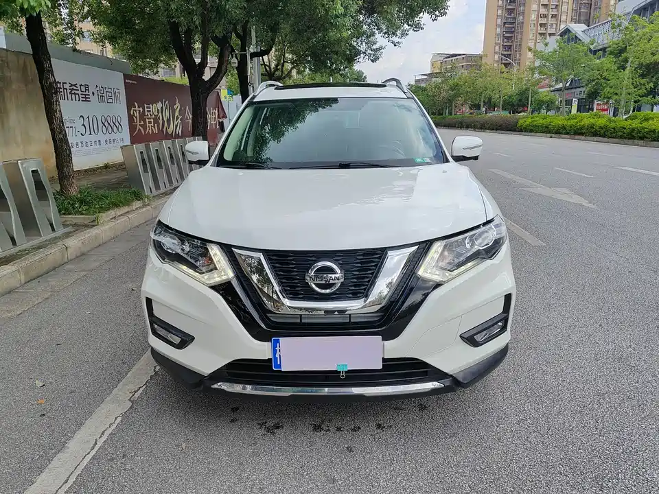 Nissan Qijun