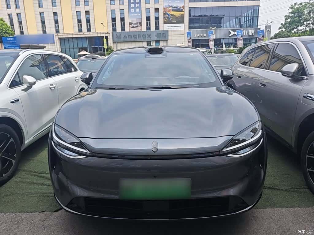 Luxeed R7, 2025 3