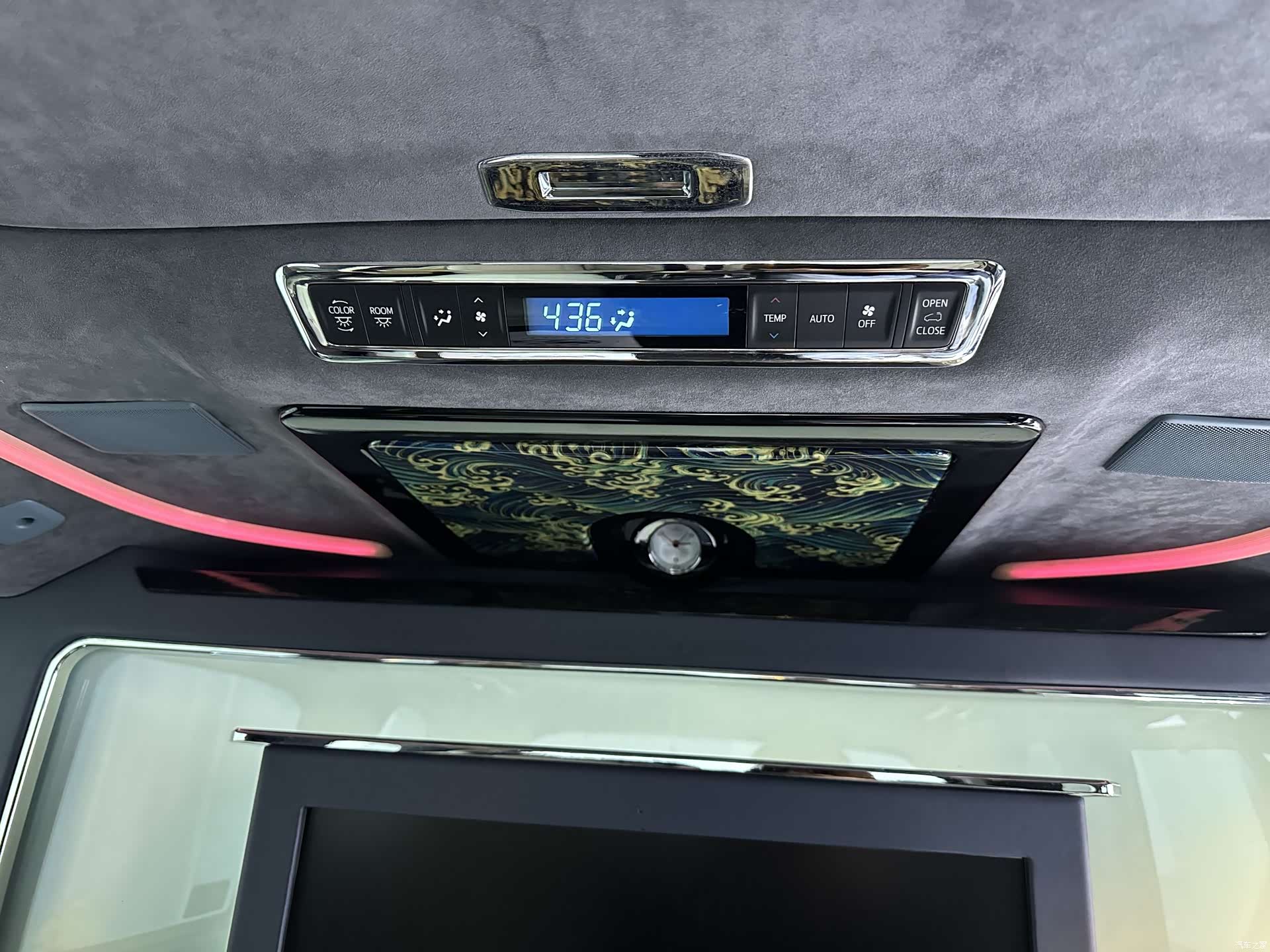 Toyota Alphard, 2018 16