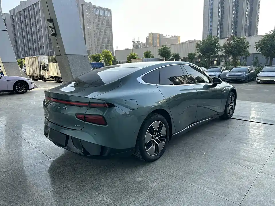 XPENG P7
