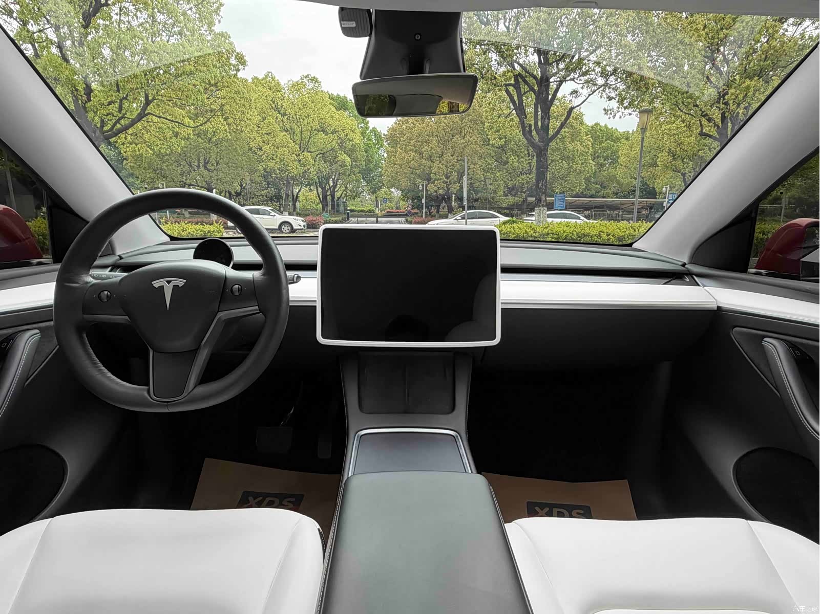 Tesla Model Y, 2023 12