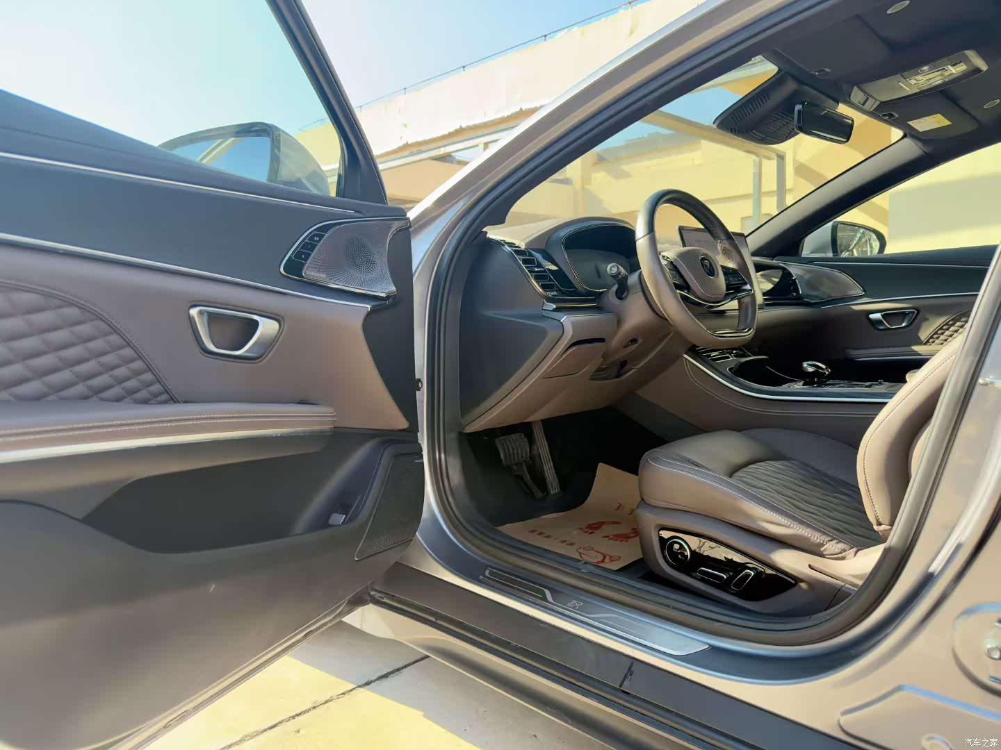 BYD Han, 2022 4