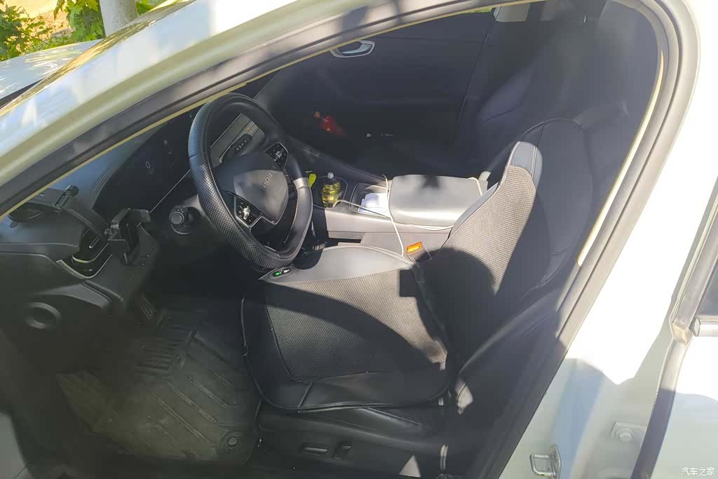 Roewe D7, 2025 9