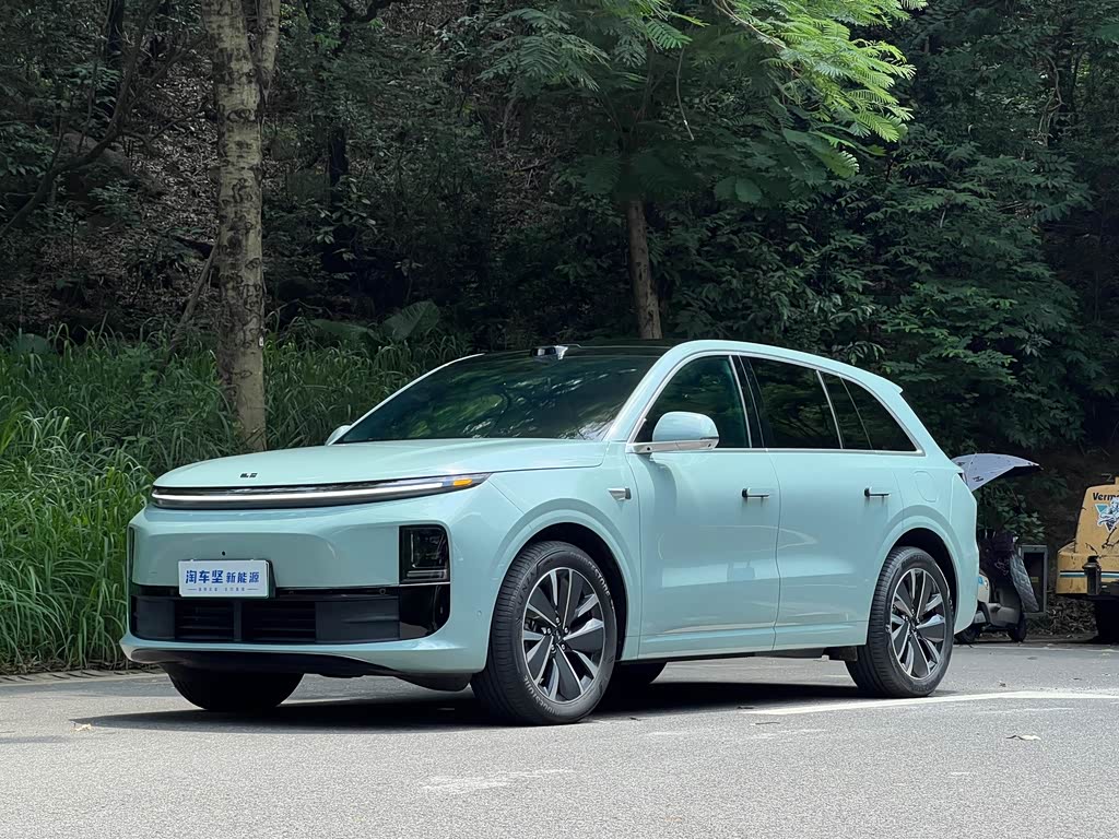 Li Auto L6
