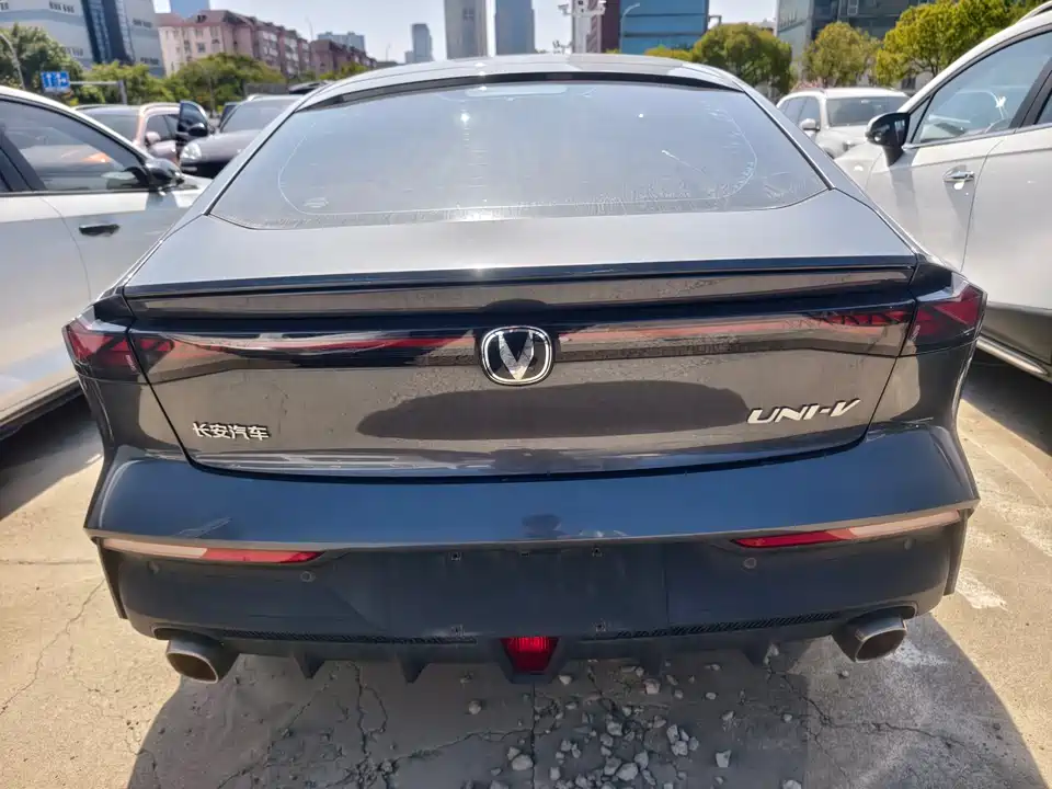 Changan UNI-V