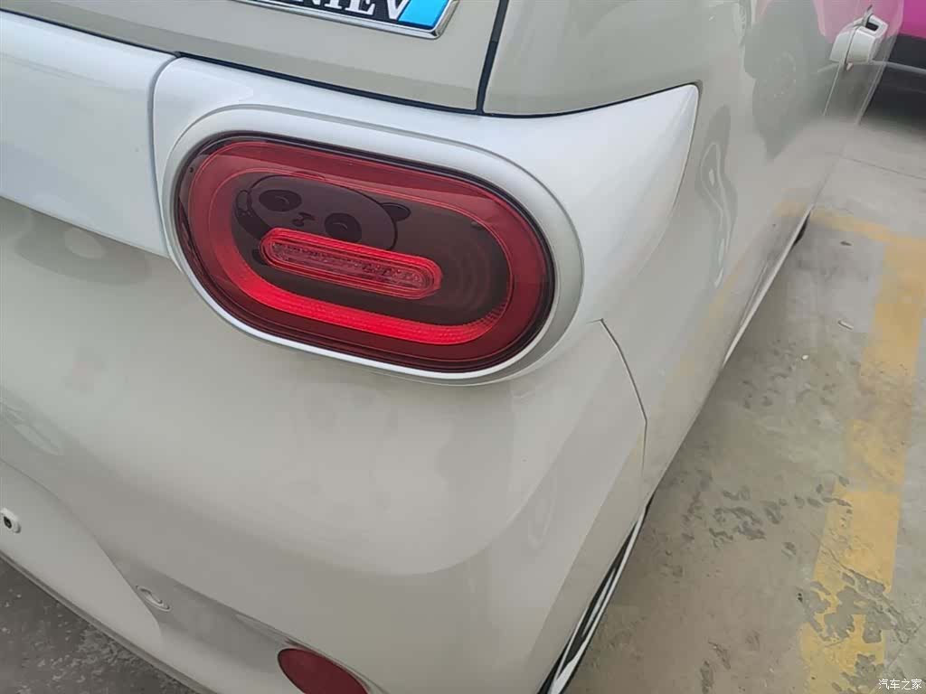 Wuling MINIEV, 2026 8