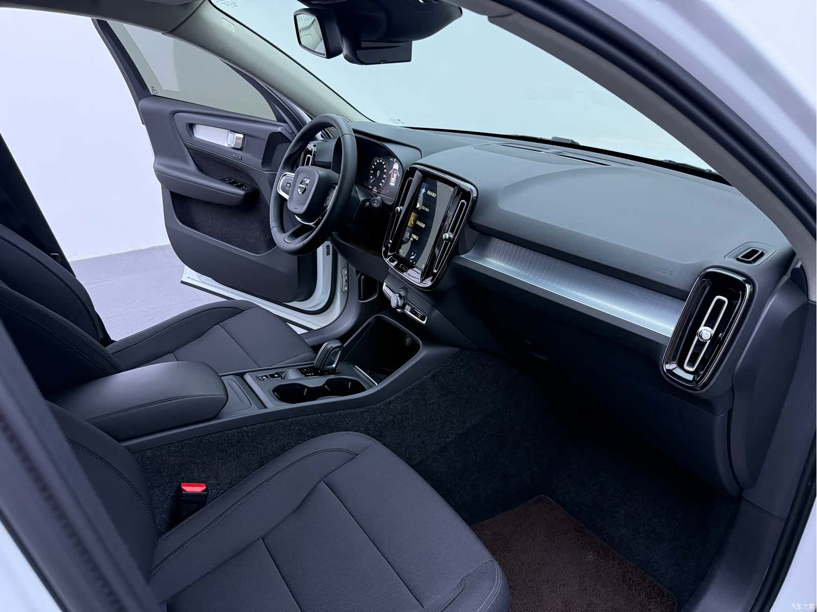 Volvo XC40, 2021 20