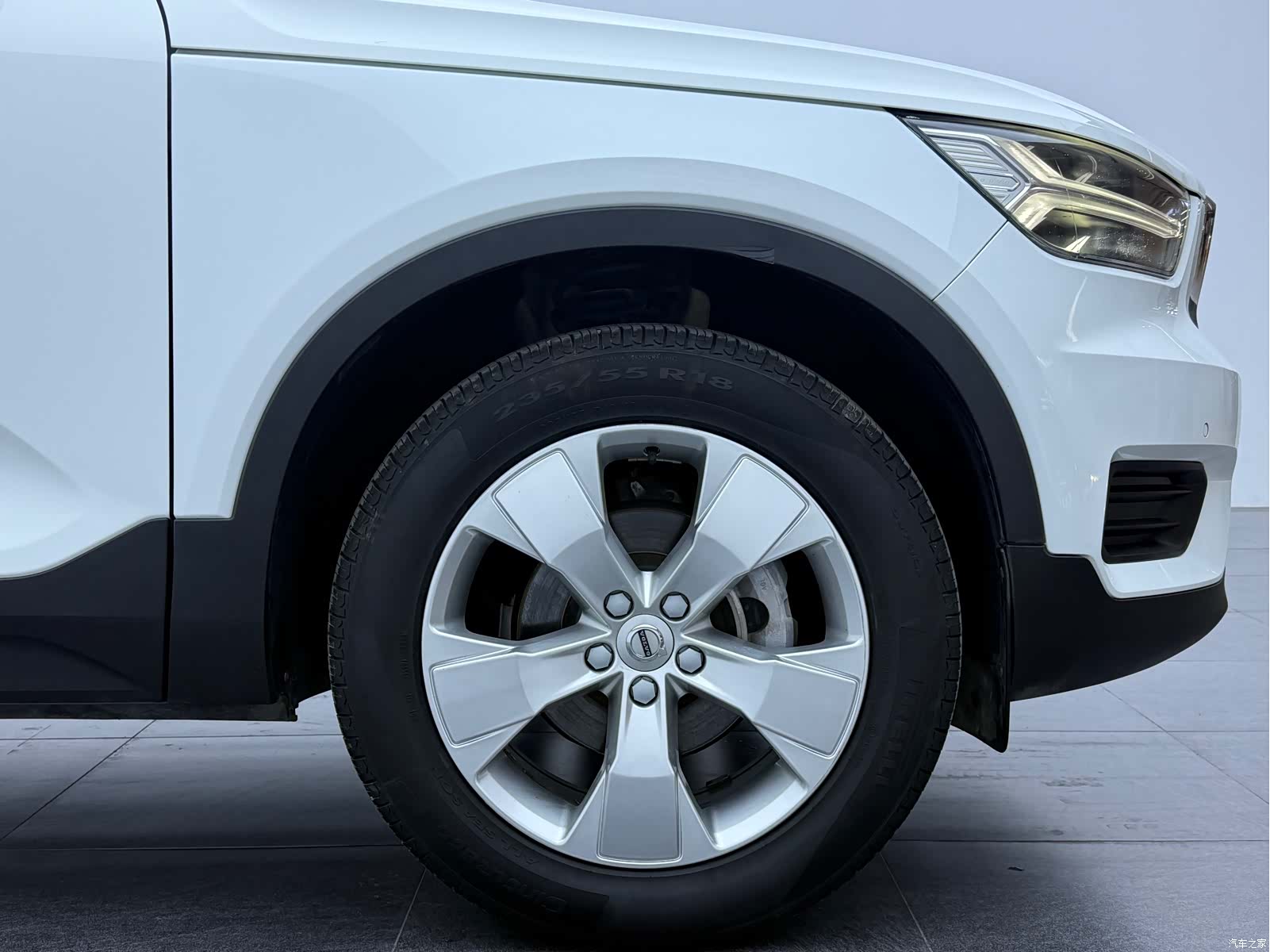 Volvo XC40, 2021 4
