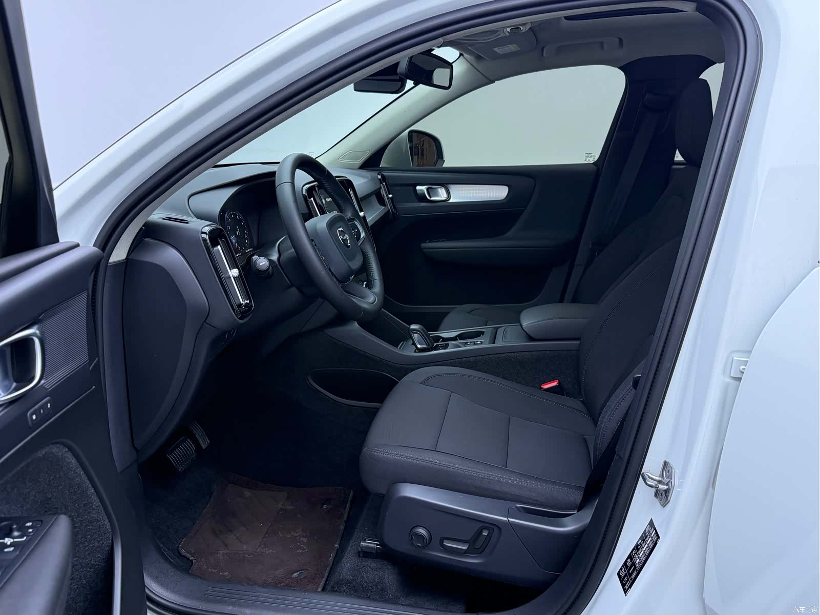 Volvo XC40, 2021 16