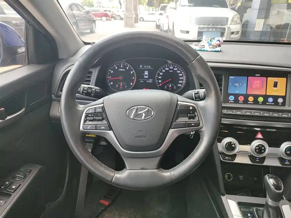 Hyundai Lead