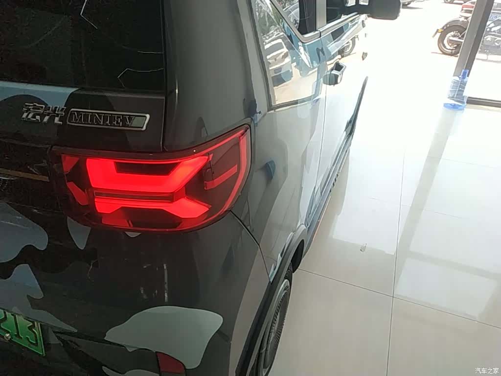 Wuling MINIEV, 2022 8