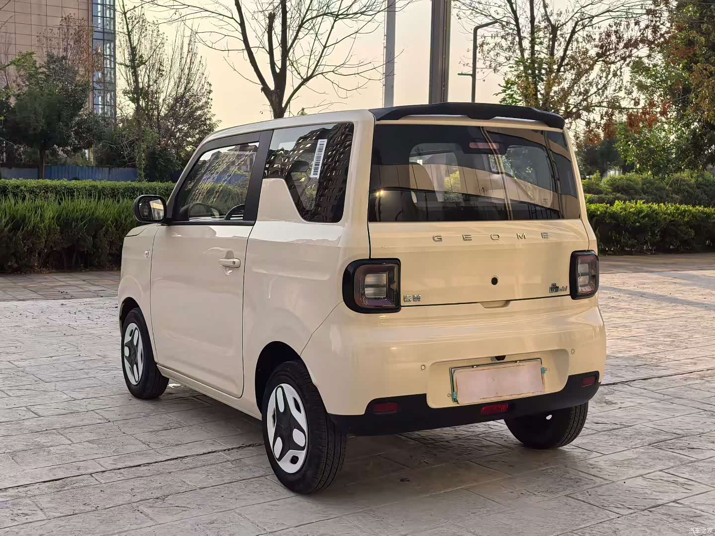 Geely Panda, 2025 7