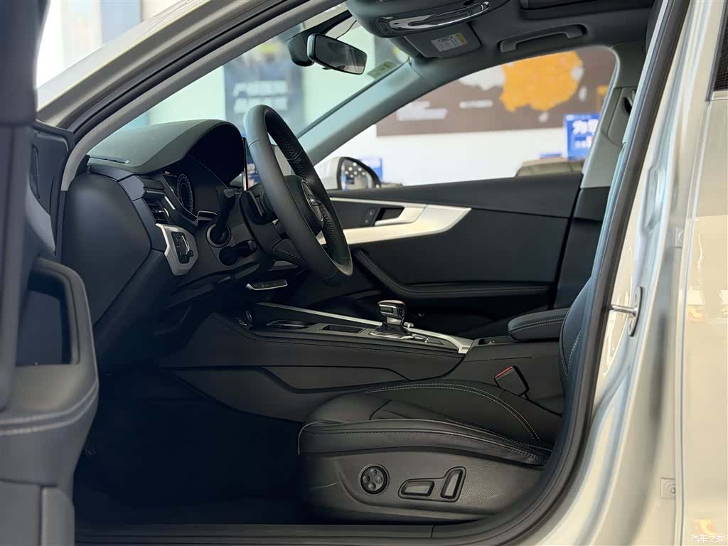 Audi A4L, 2021 20