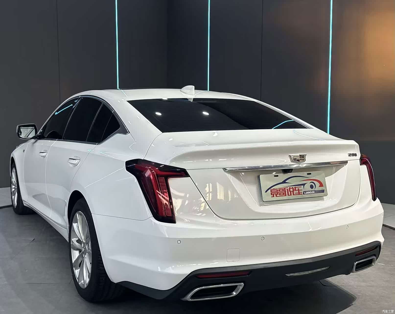 Cadillac CT5, 2022 8