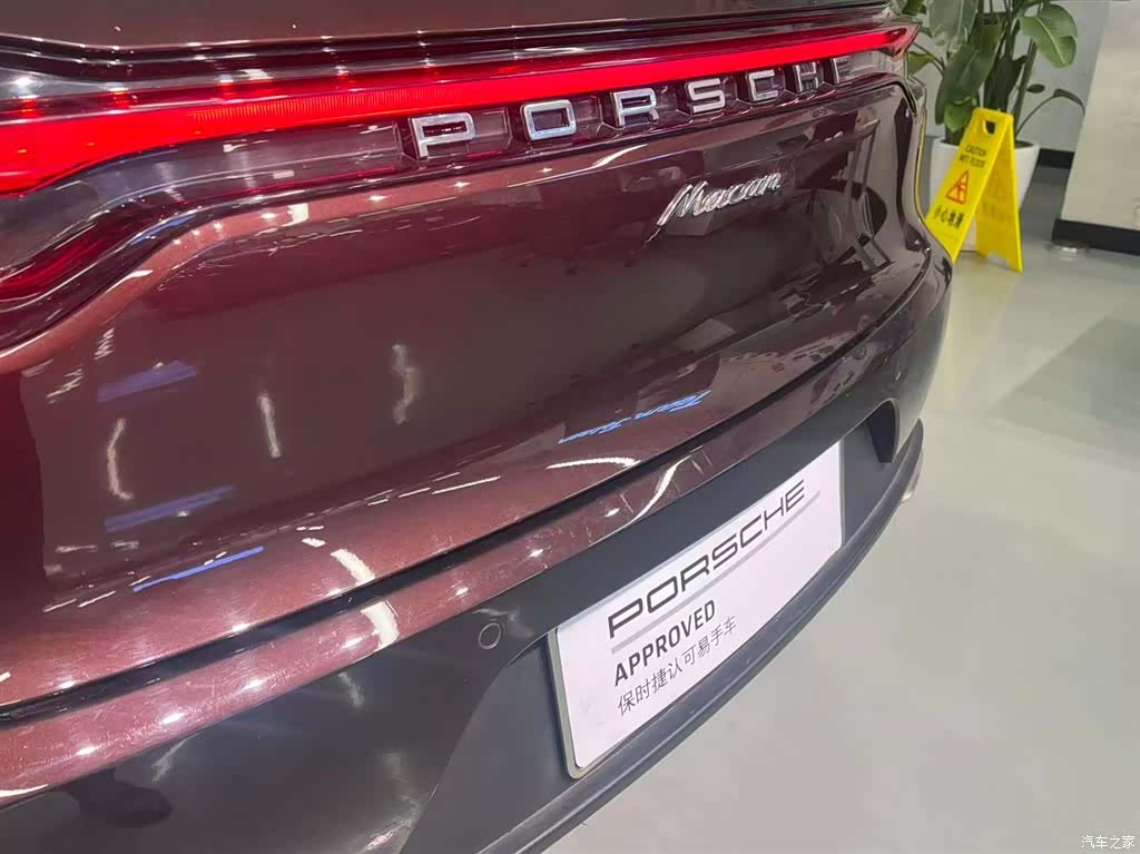 Porsche Macan, 2020 21