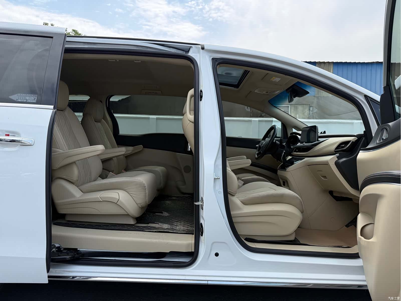 Buick GL8, 2023 21