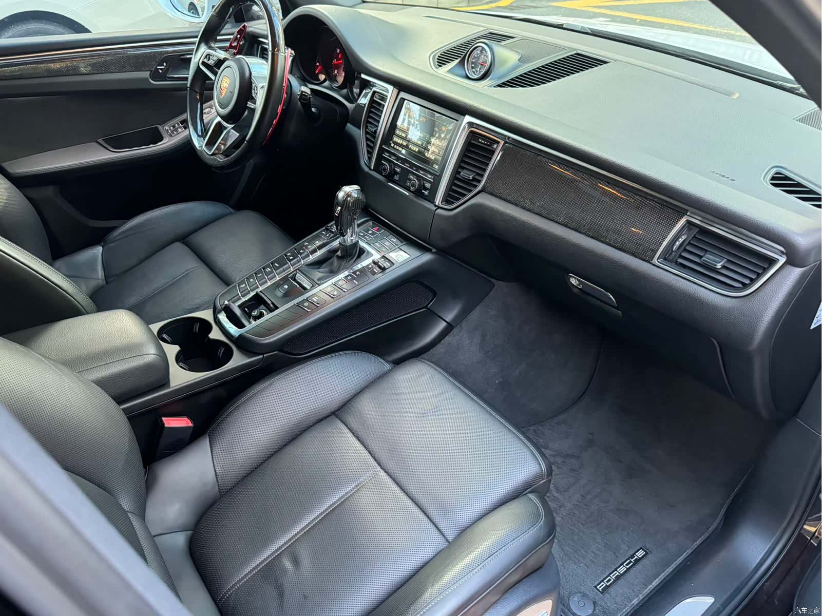 Porsche Macan, 2015 8