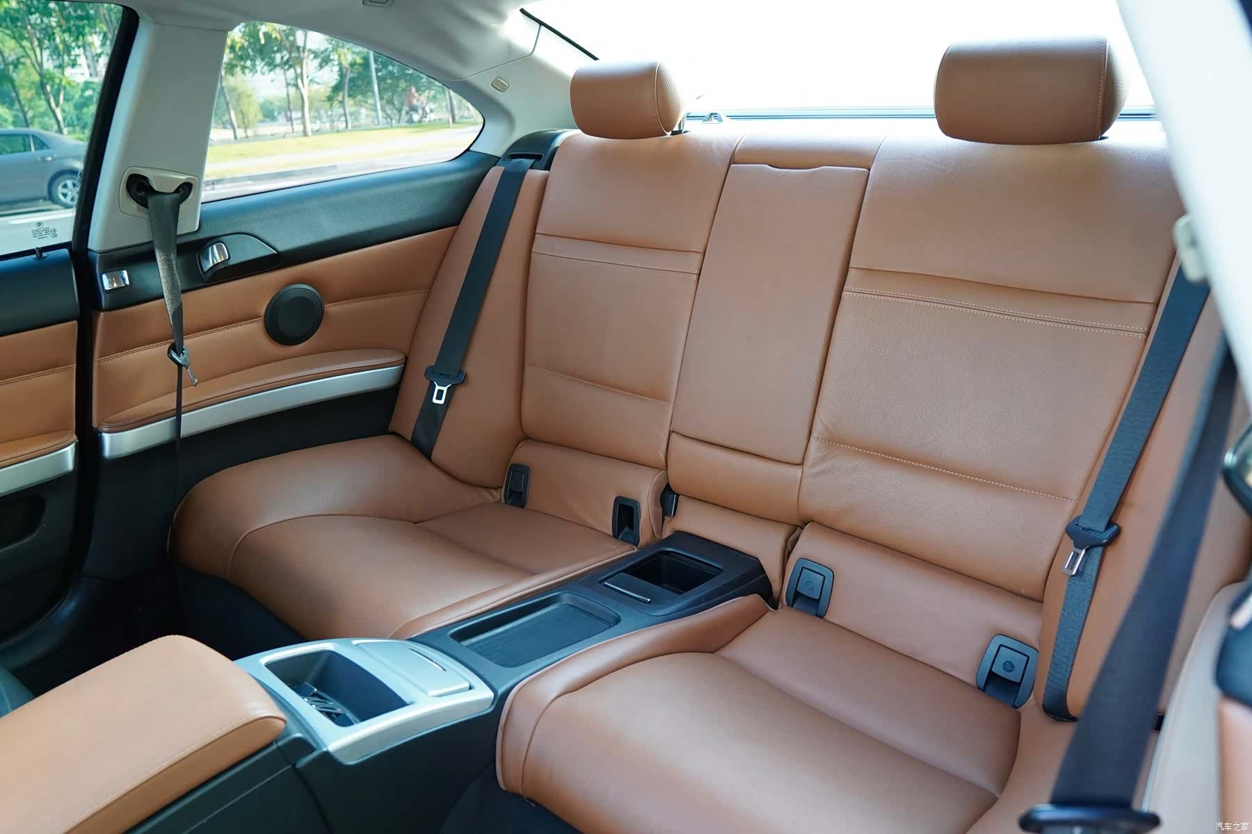 BMW 3 Series, 2010 6