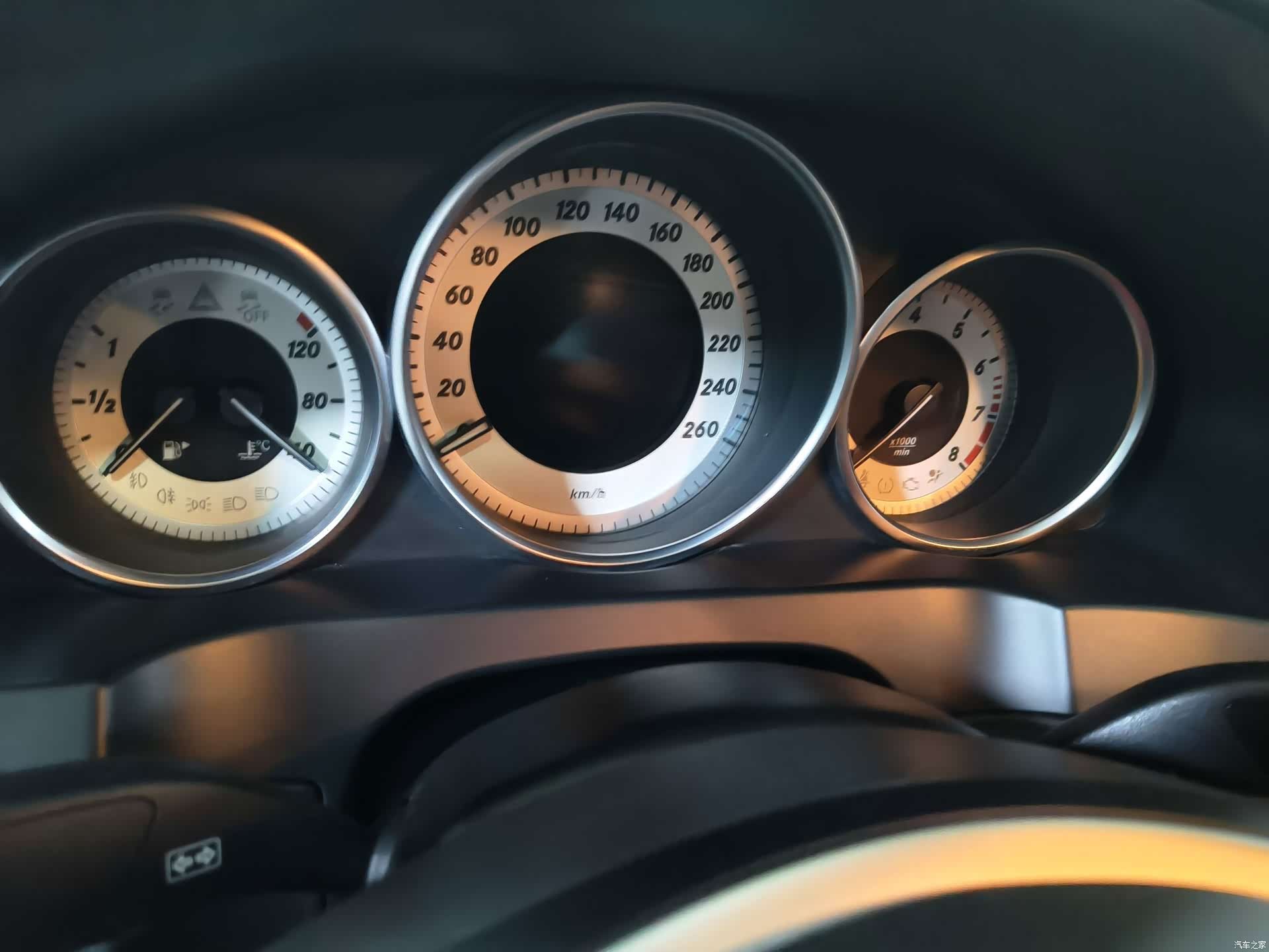 Mercedes-Benz E-Class, 2015 17