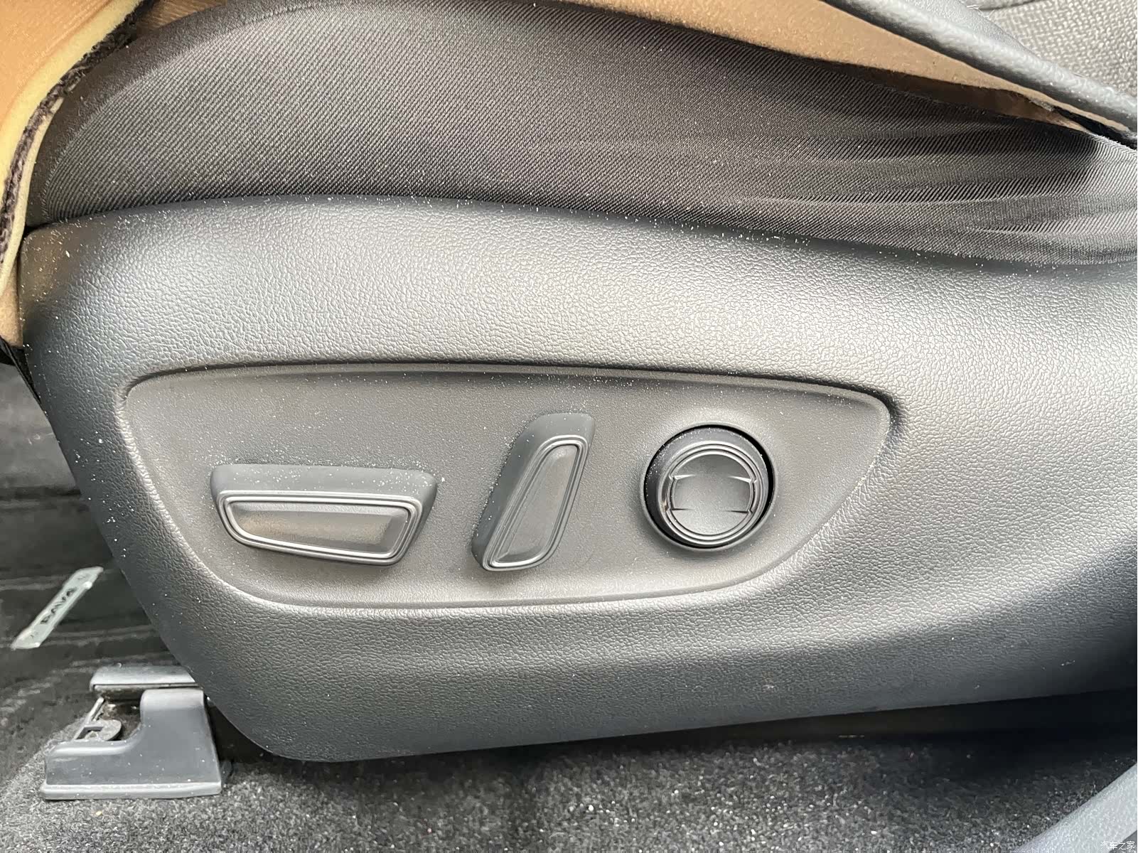 Toyota RAV4, 2020 16