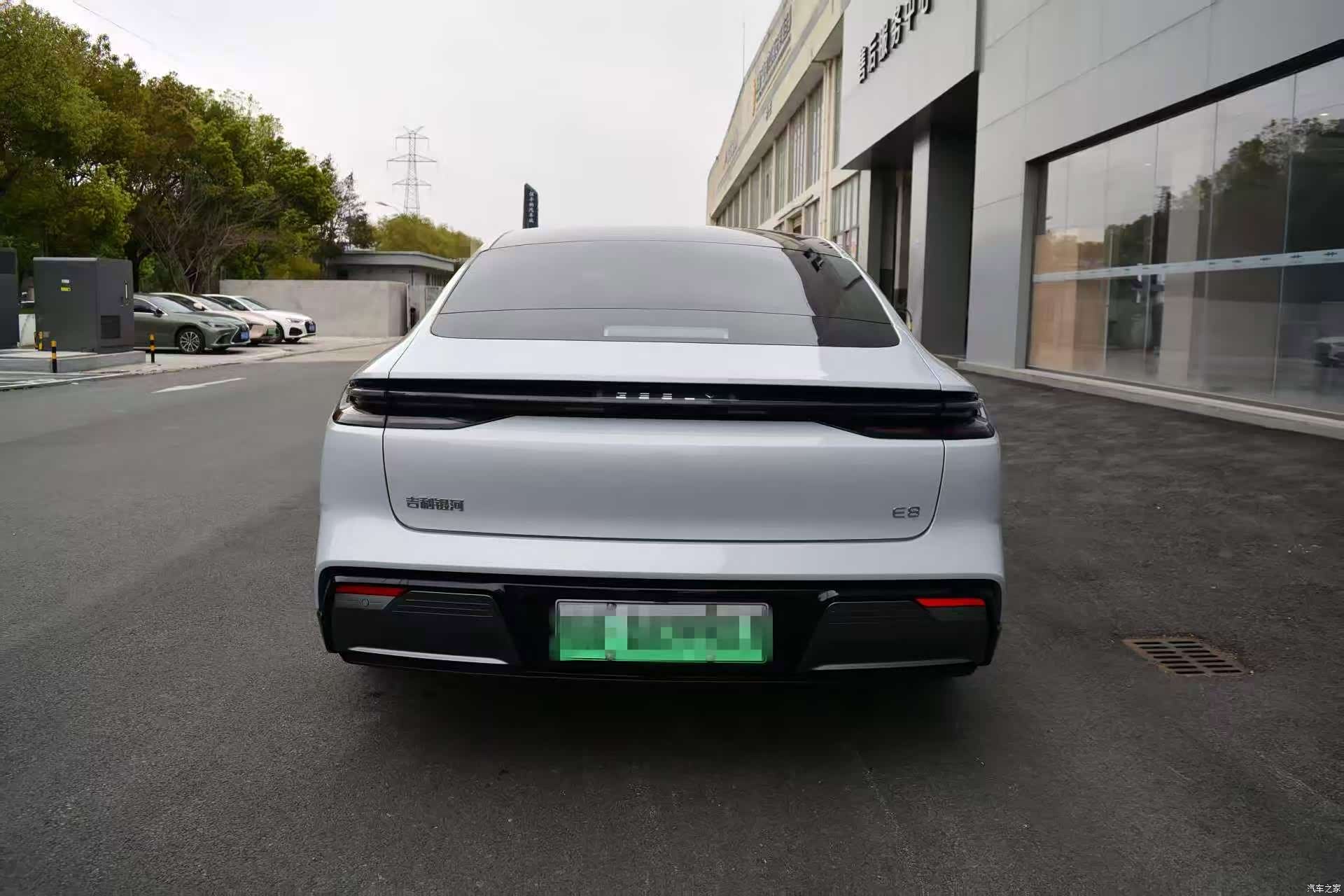 Geely E8, 2024 6