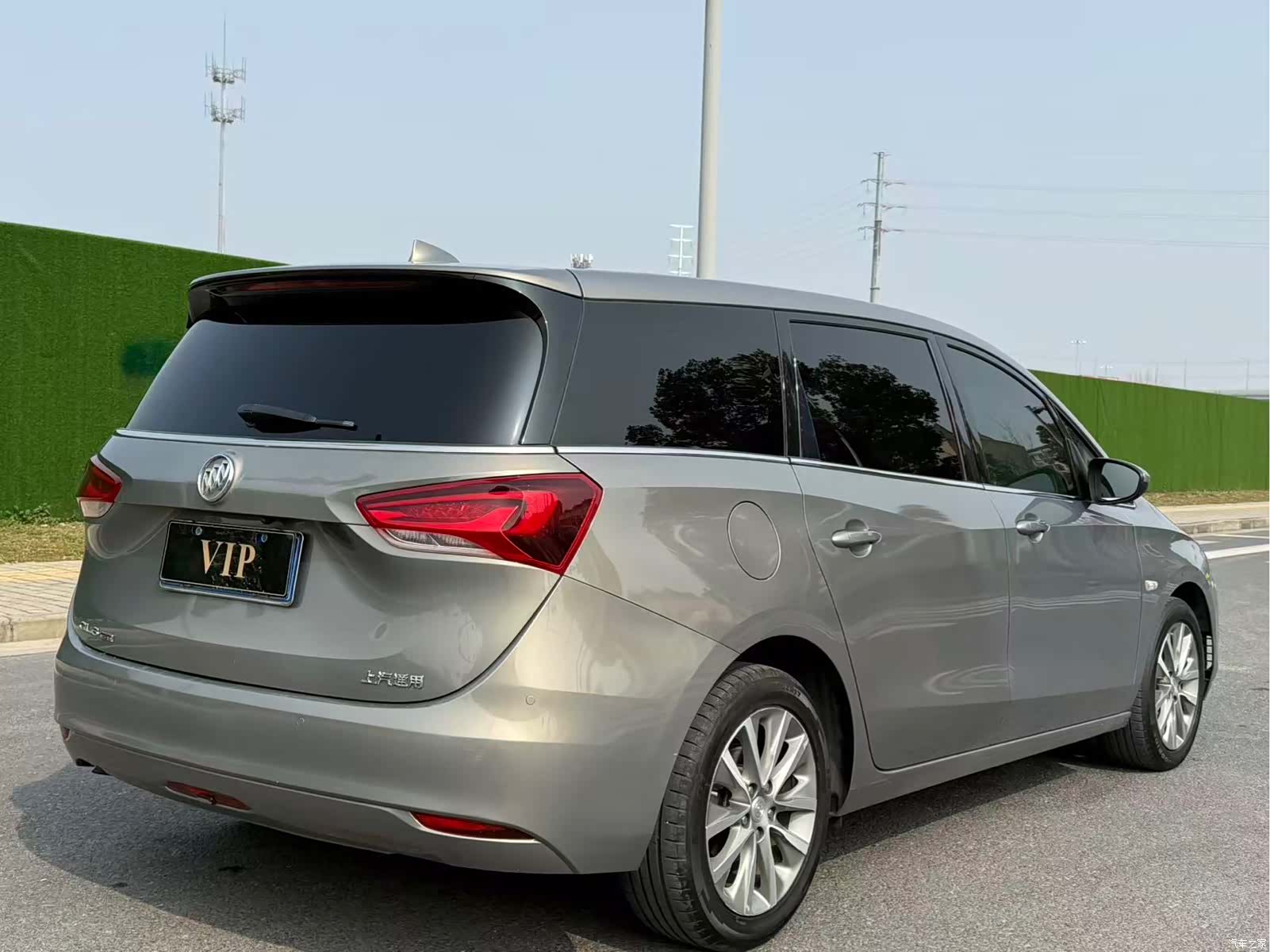 Buick GL6, 2020 4