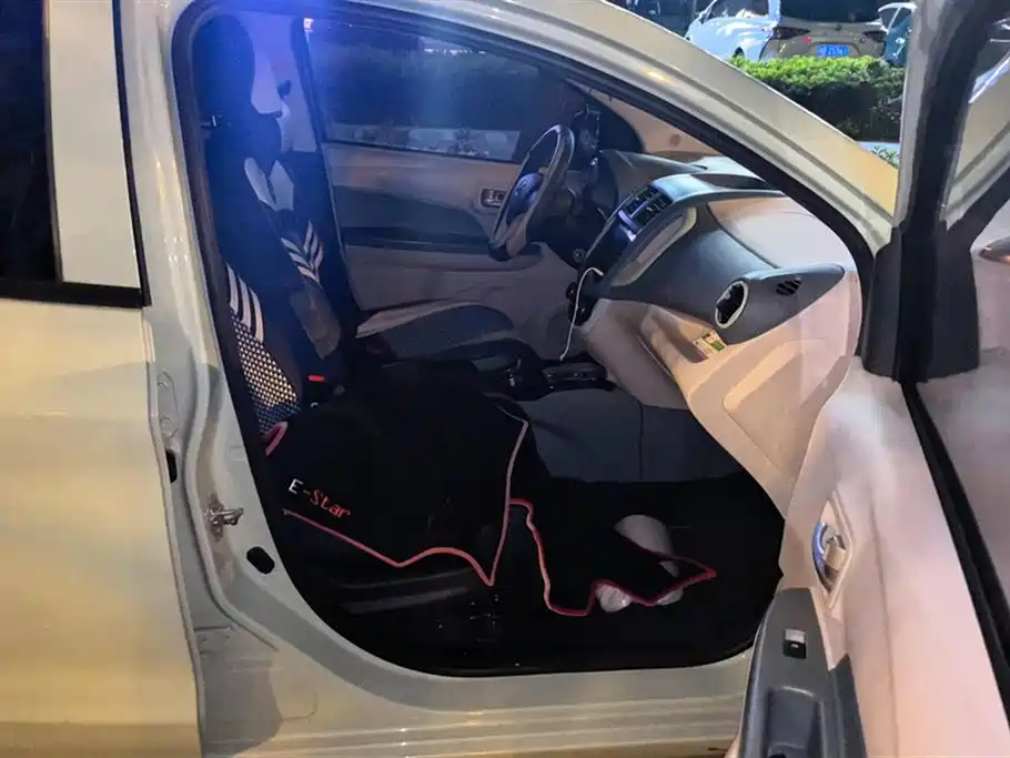 Changan Benben E-Star