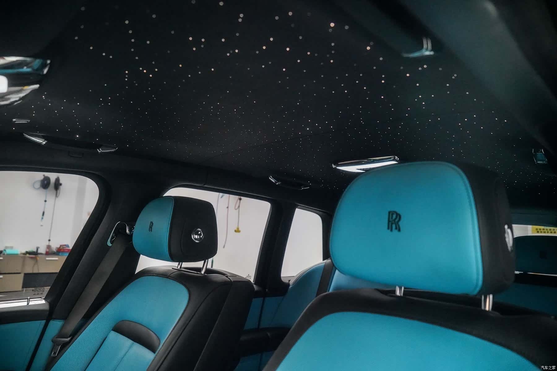 Rolls-Royce Cullinan, 2022 16