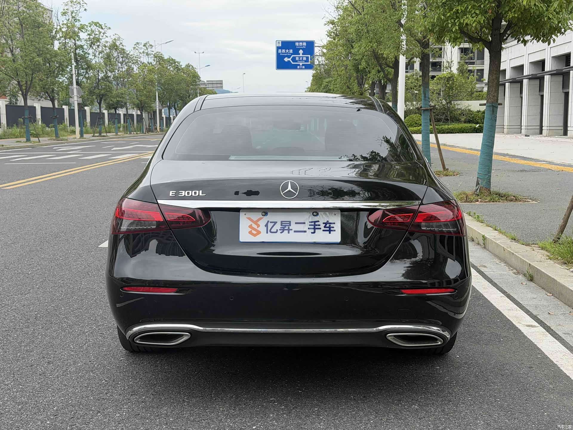 Mercedes-Benz E-Class, 2022 все фото