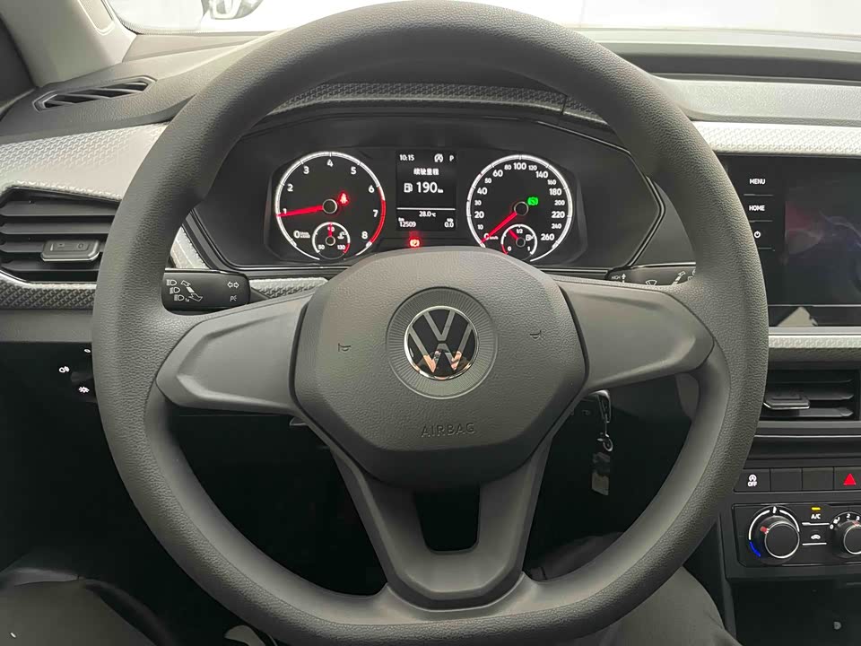 Volkswagen Exploring the shadow