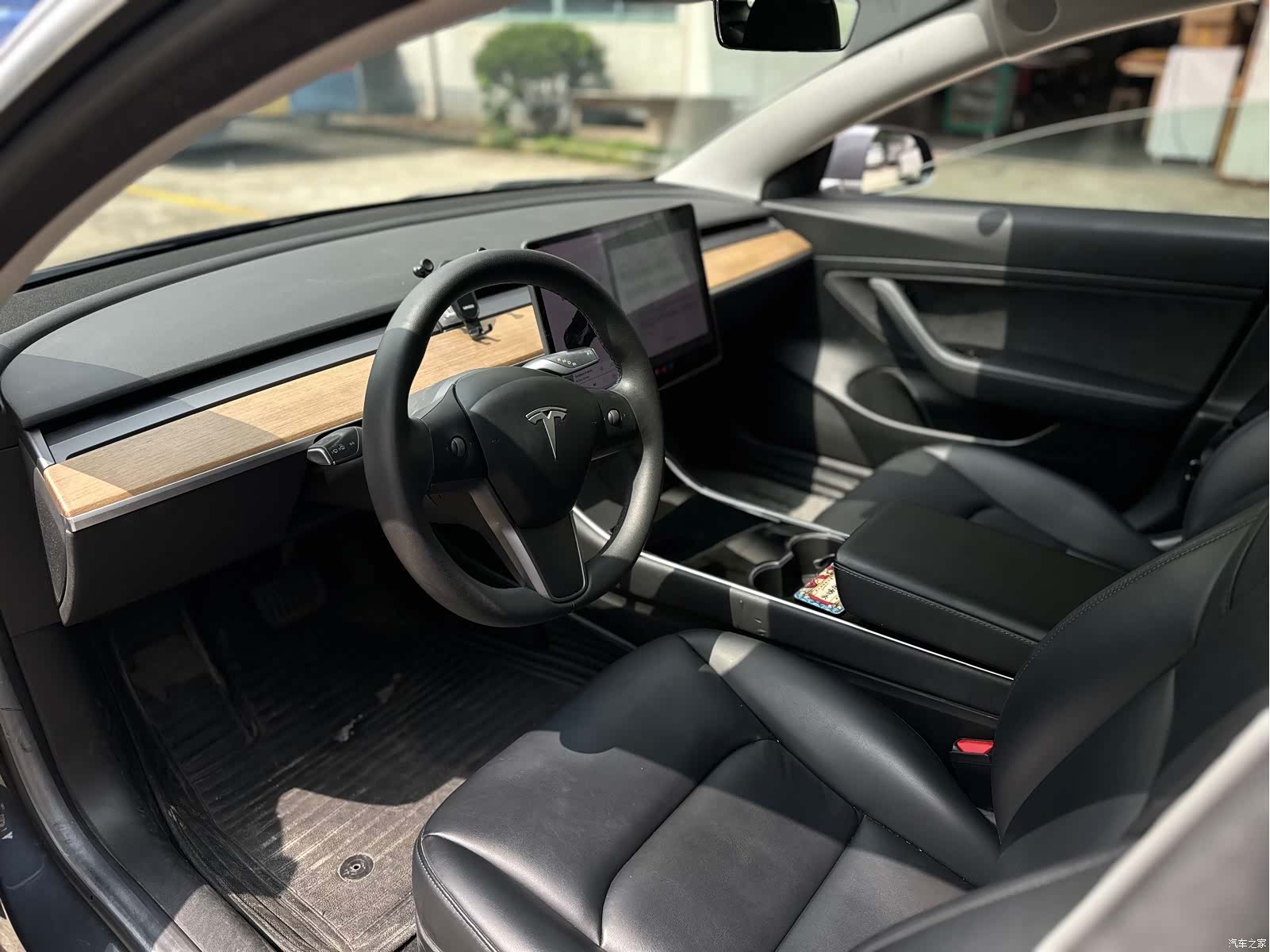 Tesla Model 3, 2020 4
