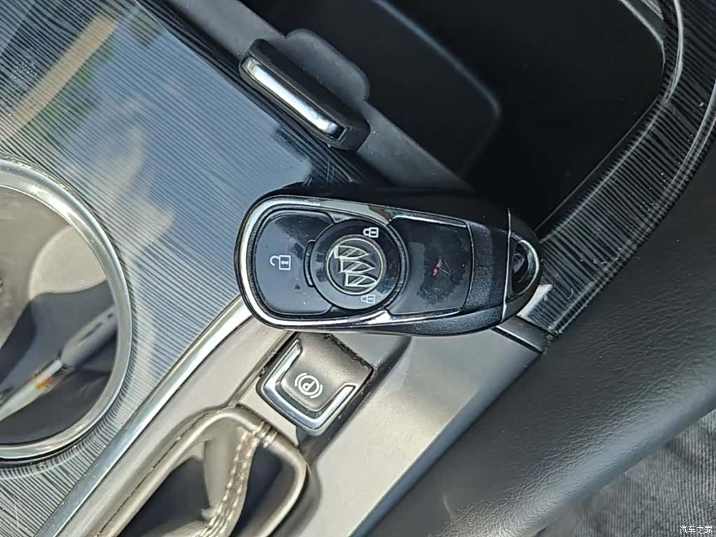 Buick Envision Plus, 2017 9
